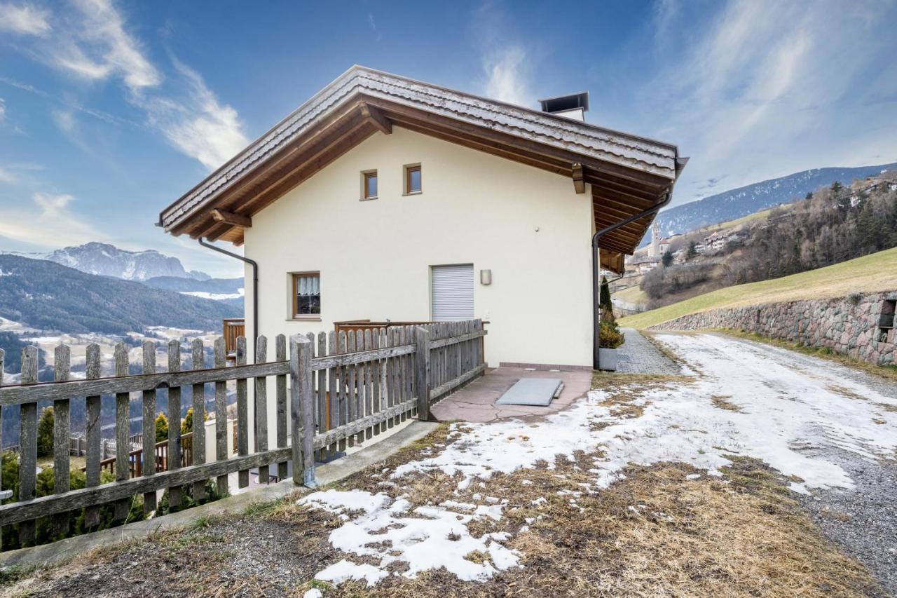 Urlaub Auf Dem Bauernhof Hallerhof Villandro Exterior foto